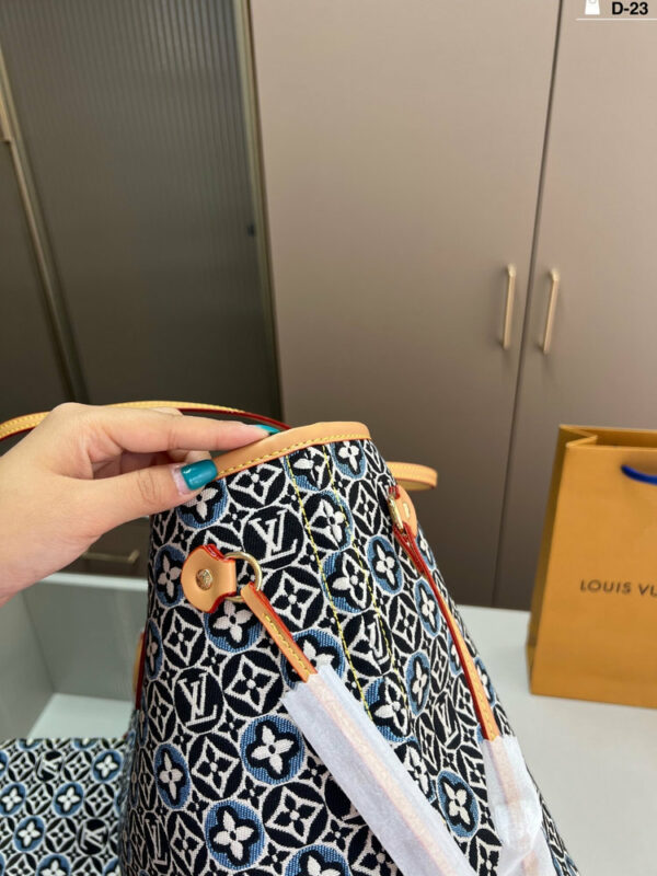 Stylish Fashion Carry Bag L5211
