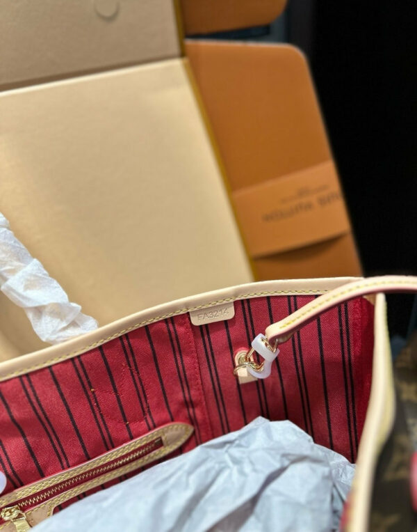Stylish Fashion Carry Bag L5209