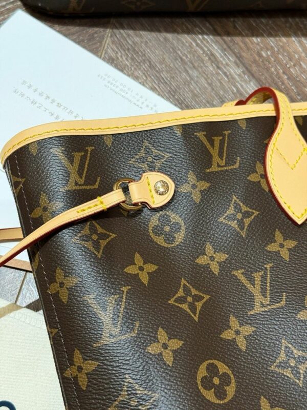 Stylish Fashion Carry Bag L5206