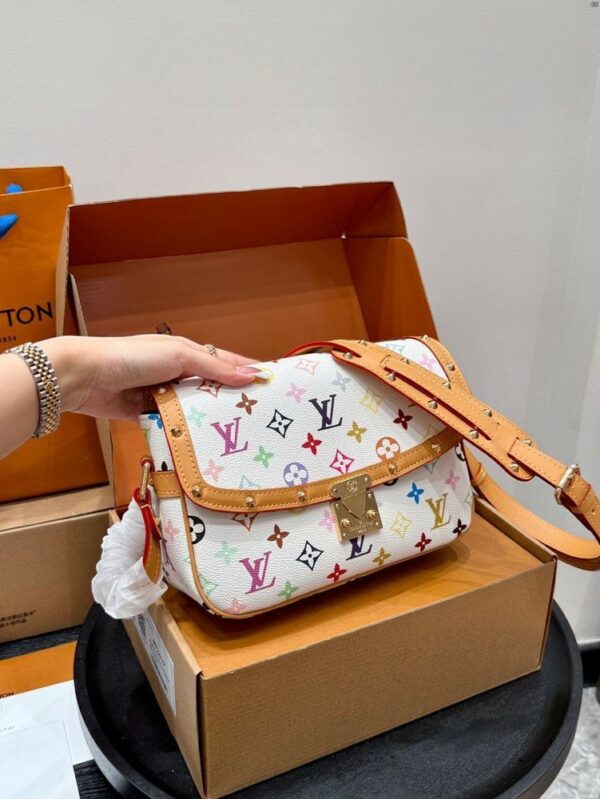 Stylish Fashion Carry Bag L5201 Stylish Fashion Carry Bag L5201