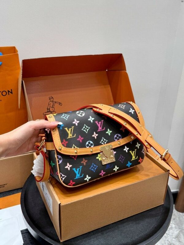 Stylish Fashion Carry Bag L5201 Stylish Fashion Carry Bag L5201