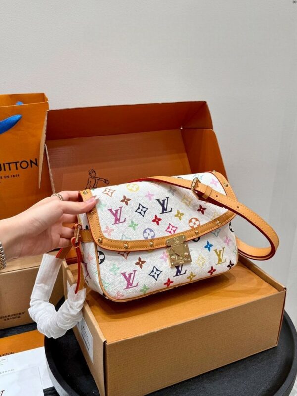 Stylish Fashion Carry Bag L5201 Stylish Fashion Carry Bag L5201