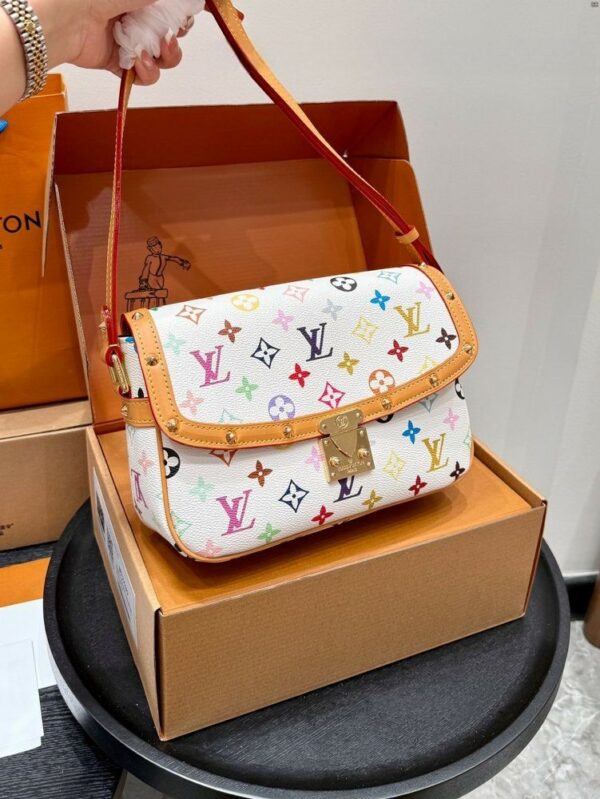 Stylish Fashion Carry Bag L5201 Stylish Fashion Carry Bag L5201