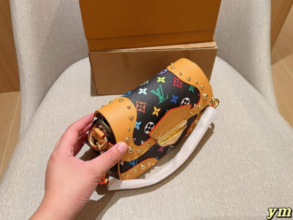 Stylish Fashion Carry Bag L5199