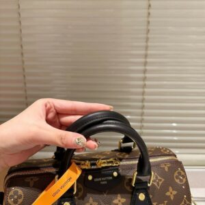 New Collection Fashion Bag L5197 5 9b9faebf result Photoroom