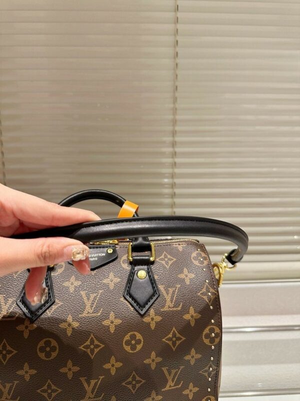Stylish Fashion Carry Bag L5197
