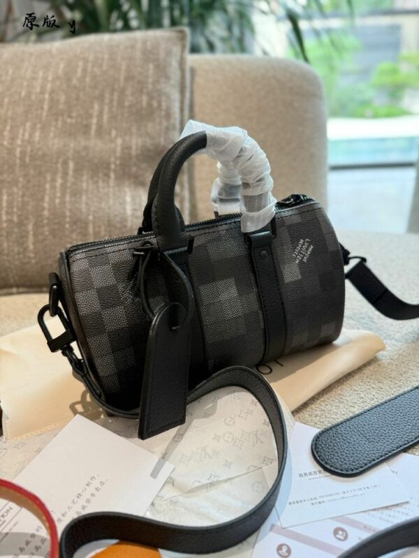 Stylish Fashion Carry Bag L5195