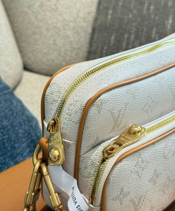Stylish Fashion Carry Bag L5193