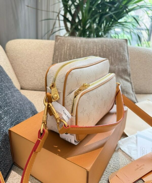 Stylish Fashion Carry Bag L5193