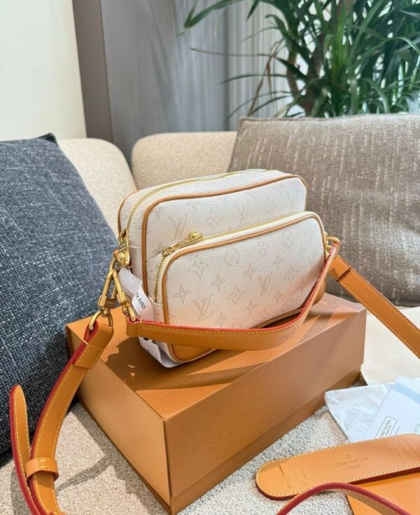 Stylish Fashion Carry Bag L5193