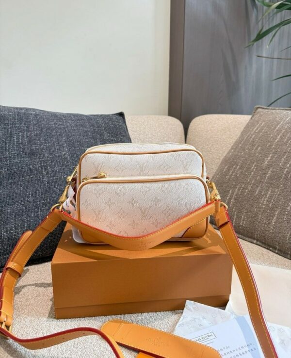 Stylish Fashion Carry Bag L5193