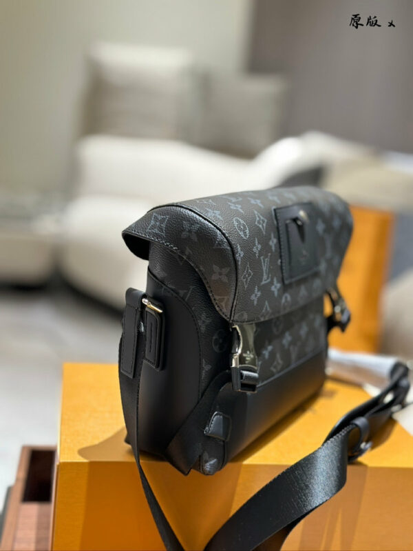 Stylish Fashion Carry Bag L5191