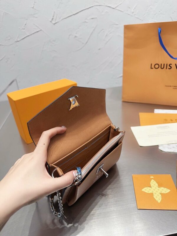 Stylish Fashion Carry Bag L3750-1