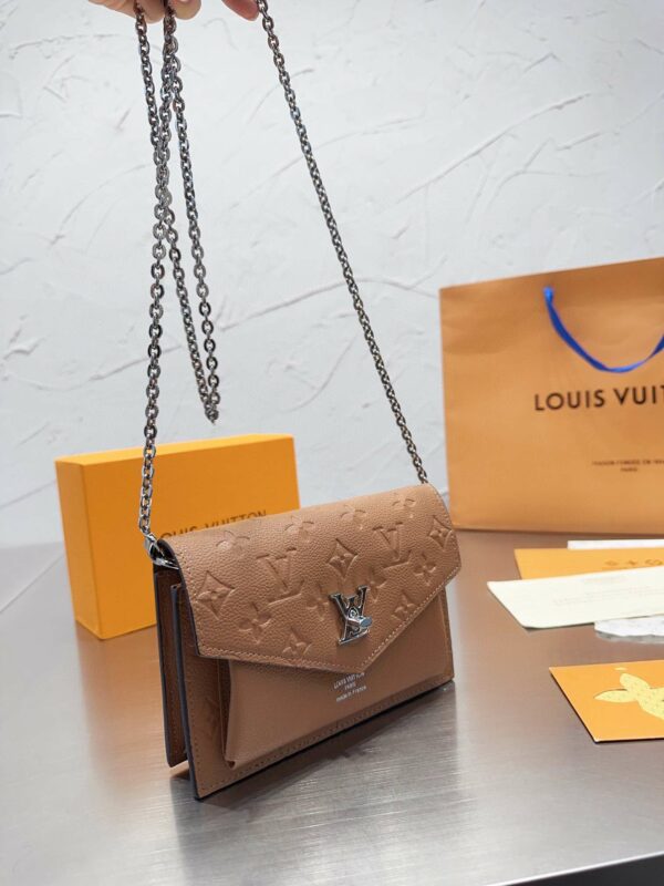 Stylish Fashion Carry Bag L3750-1