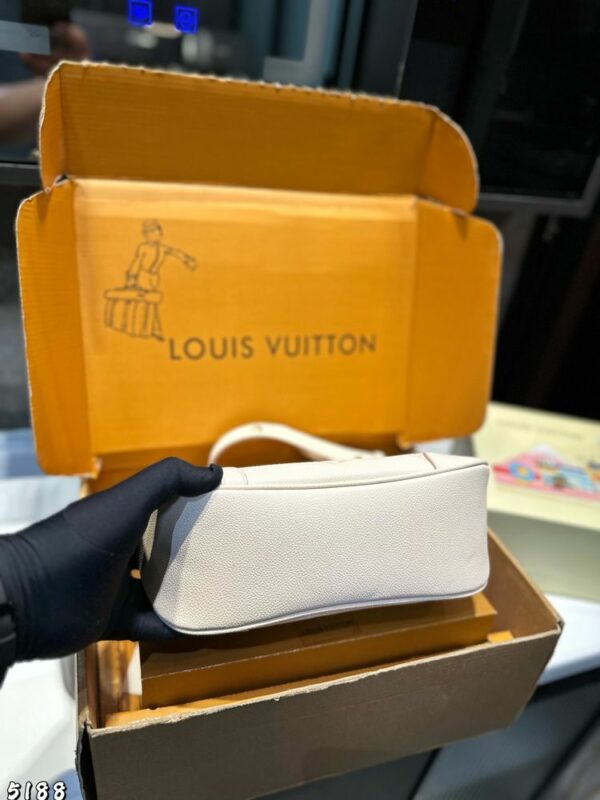 Stylish Fashion Carry Bag L5151 Stylish Fashion Carry Bag L5151