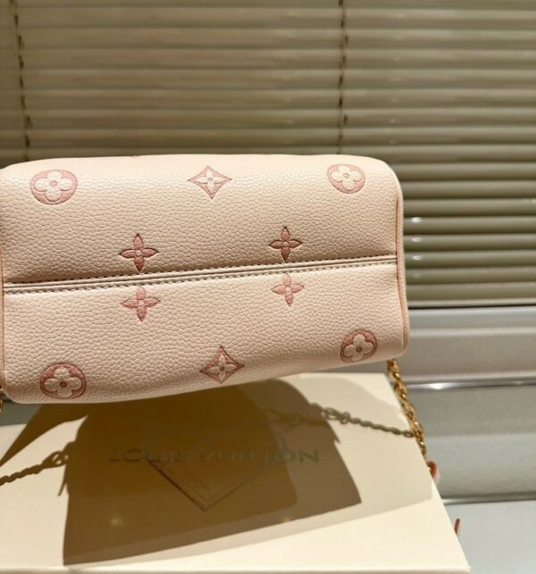 Stylish Fashion Carry Bag L5150