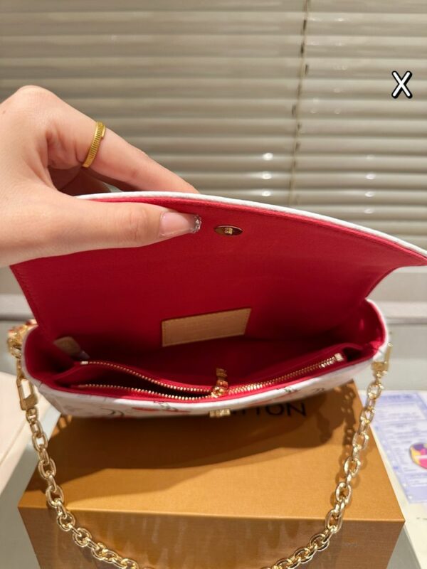 Stylish Fashion Carry Bag L5148