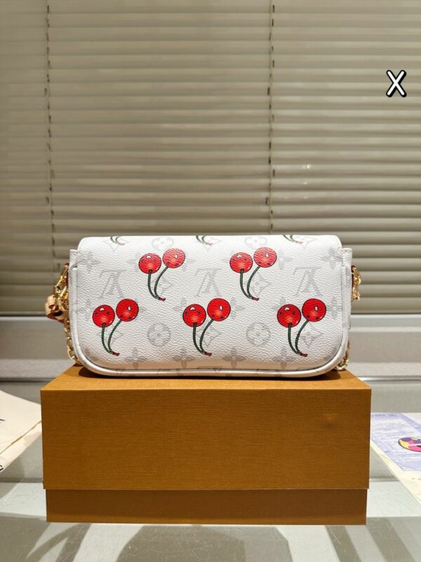 Stylish Fashion Carry Bag L5148