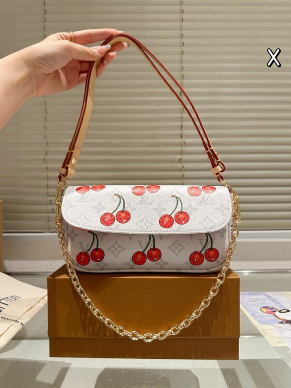 Stylish Fashion Carry Bag L5148