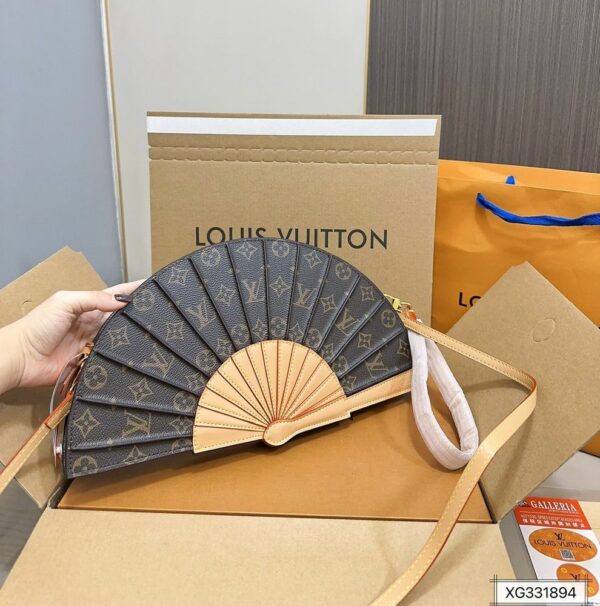 Stylish Fashion Carry Bag L5147