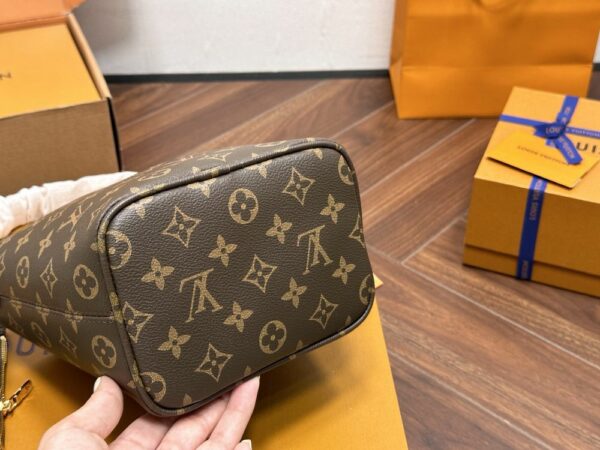 Stylish Fashion Carry Bag L5146