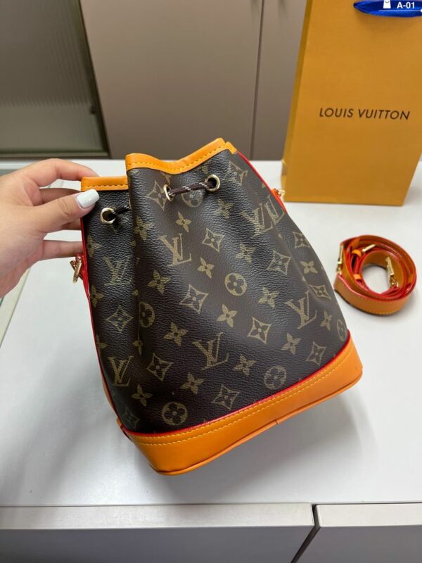 Stylish Fashion Carry Bag L5144