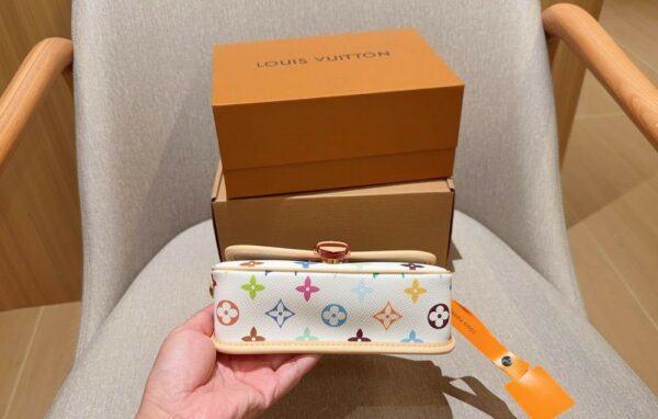 Stylish Fashion Carry Bag L5143