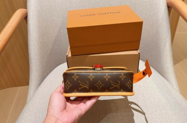 Stylish Fashion Carry Bag L5143