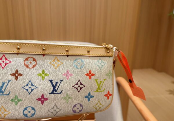 Stylish Fashion Carry Bag L5141