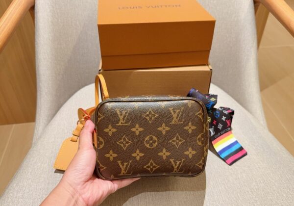 Stylish Fashion Carry Bag L5139
