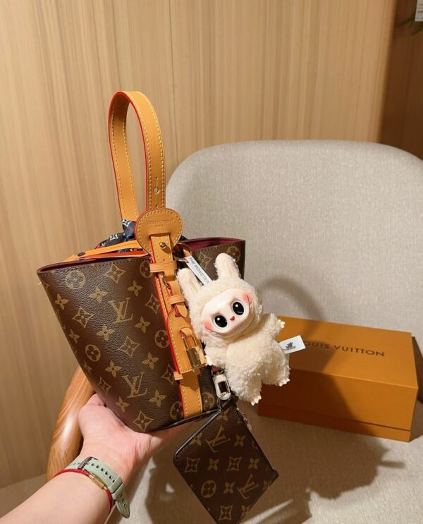 Stylish Fashion Carry Bag L5139