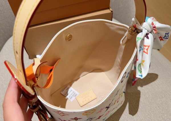 Stylish Fashion Carry Bag L5138