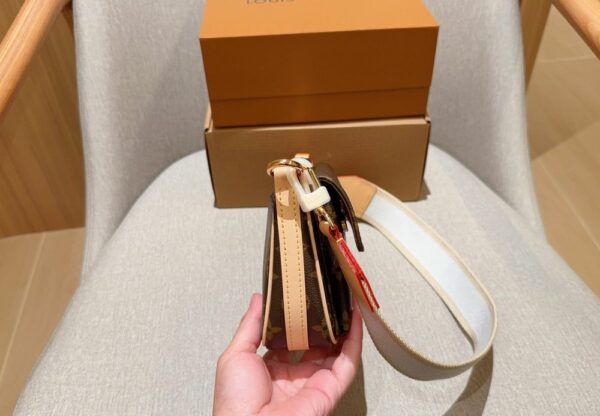 Stylish Fashion Carry Bag L5137