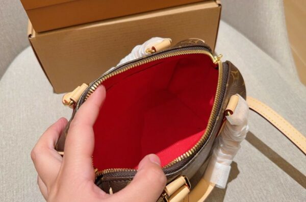 Stylish Fashion Carry Bag L5133