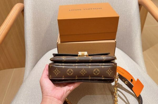 Stylish Fashion Carry Bag L5132 Stylish Fashion Carry Bag L5132