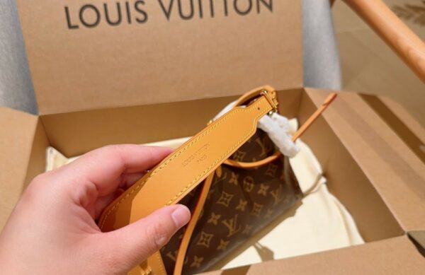 Stylish Fashion Carry Bag L5127