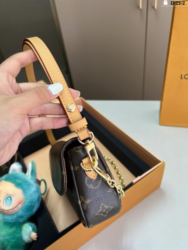 Stylish Fashion Carry Bag L5121
