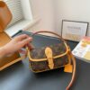 Stylish Fashion Carry Bag L5113