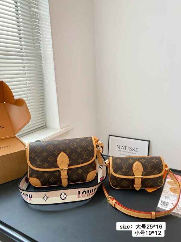 Stylish Fashion Carry Bag L5113