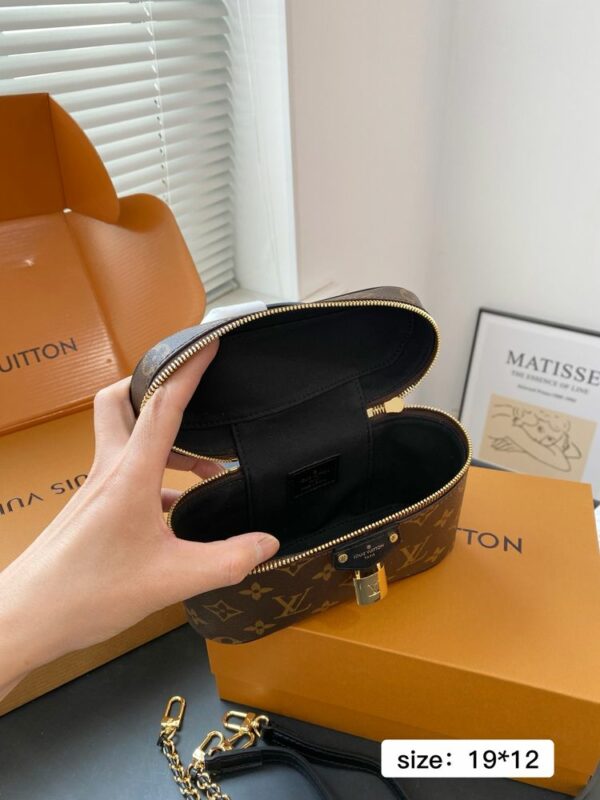 Stylish Fashion Carry Bag L5112