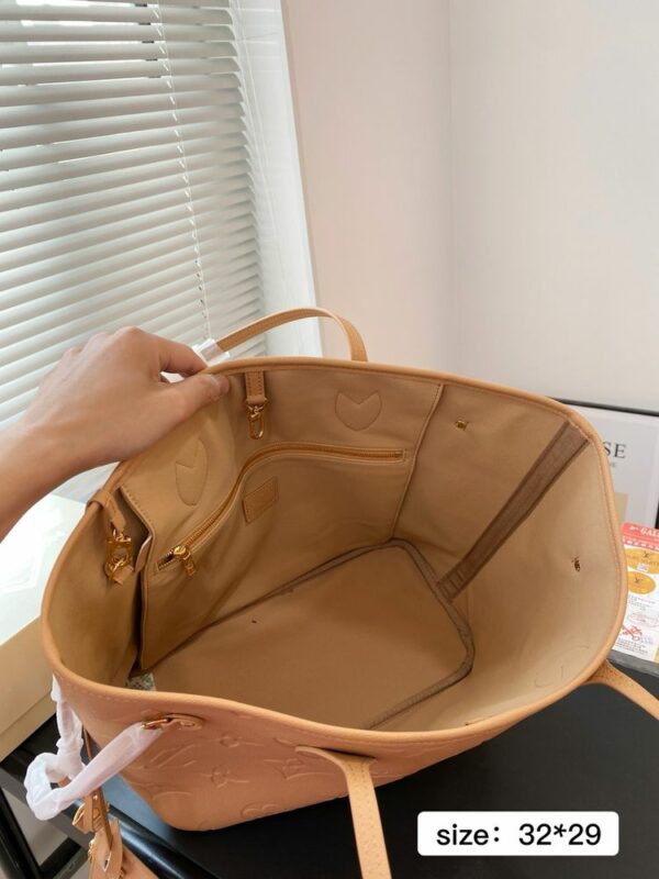 Stylish Fashion Carry Bag L5111