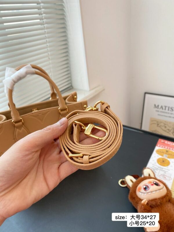 Stylish Fashion Carry Bag L5110