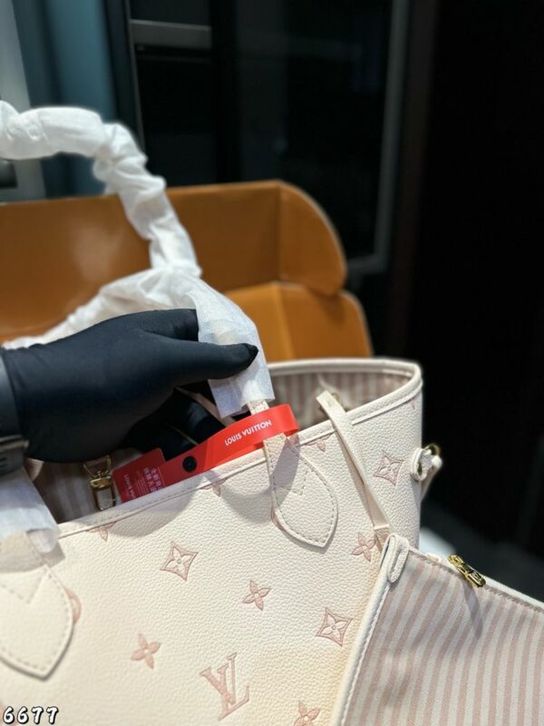 Stylish Fashion Carry Bag L5106