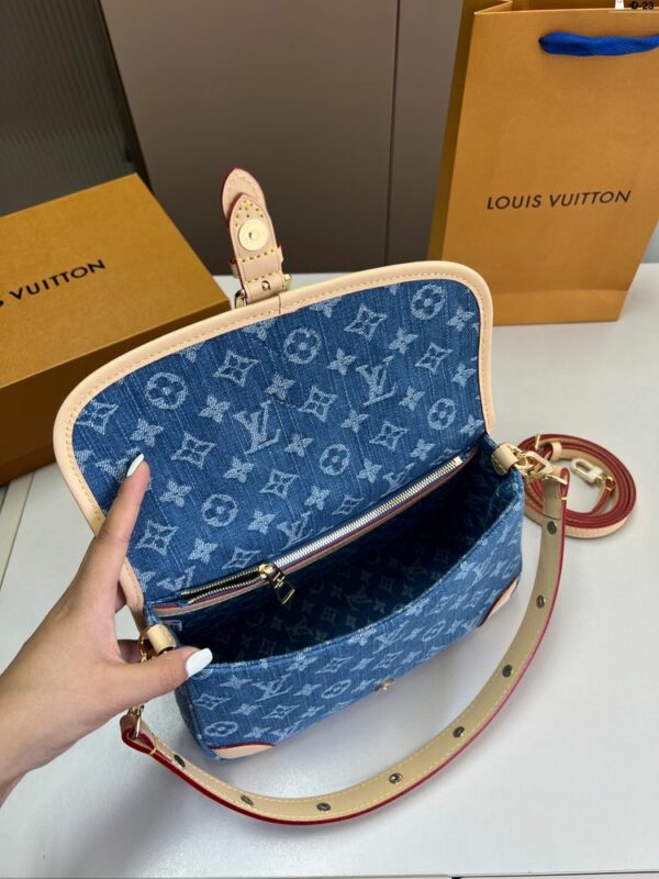 Stylish Fashion Carry Bag L5104