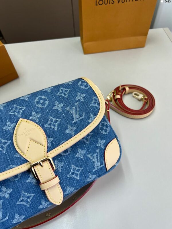 Stylish Fashion Carry Bag L5104