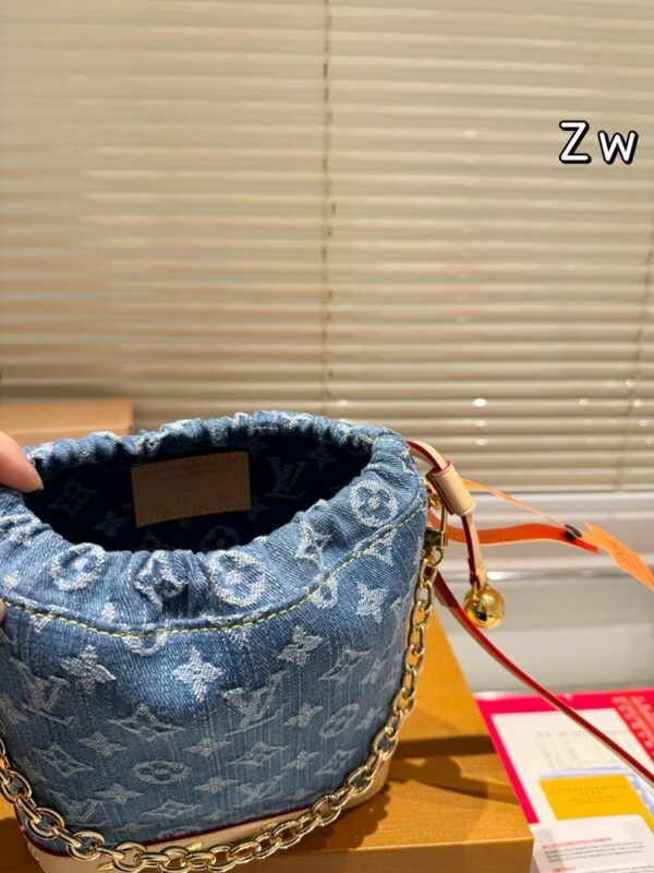 Stylish Fashion Carry Bag L5101