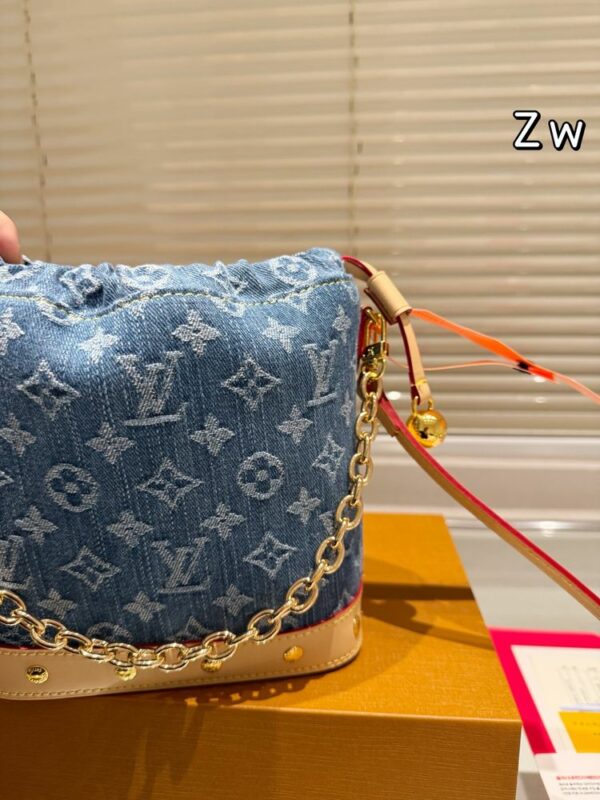 Stylish Fashion Carry Bag L5101