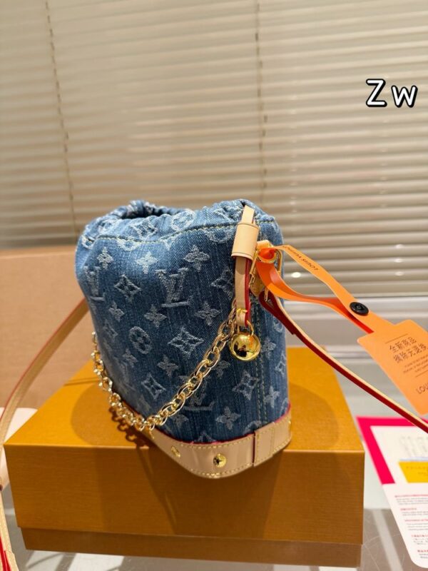 Stylish Fashion Carry Bag L5101
