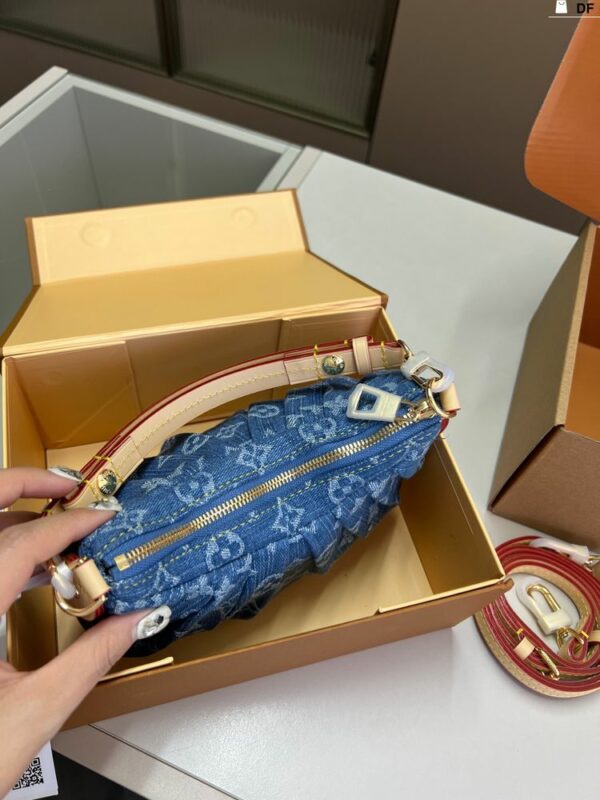 Stylish Fashion Carry Bag L5098