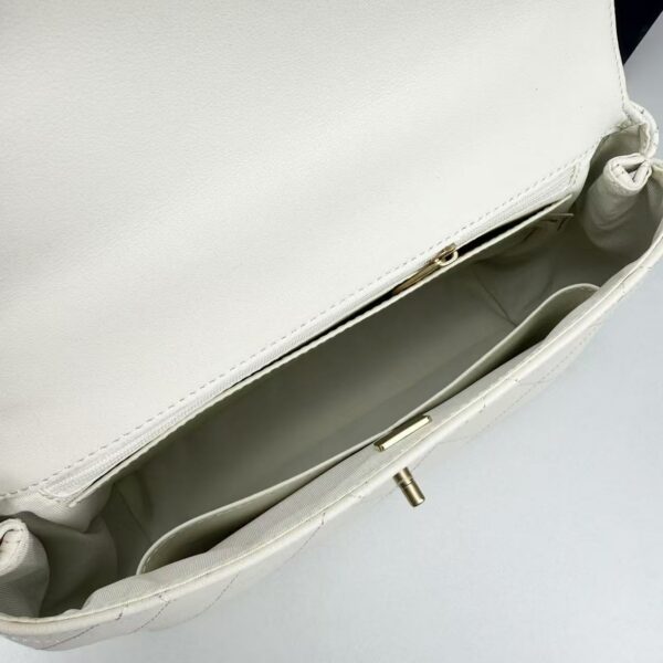 Chic Charm CN Handbag 6103-032